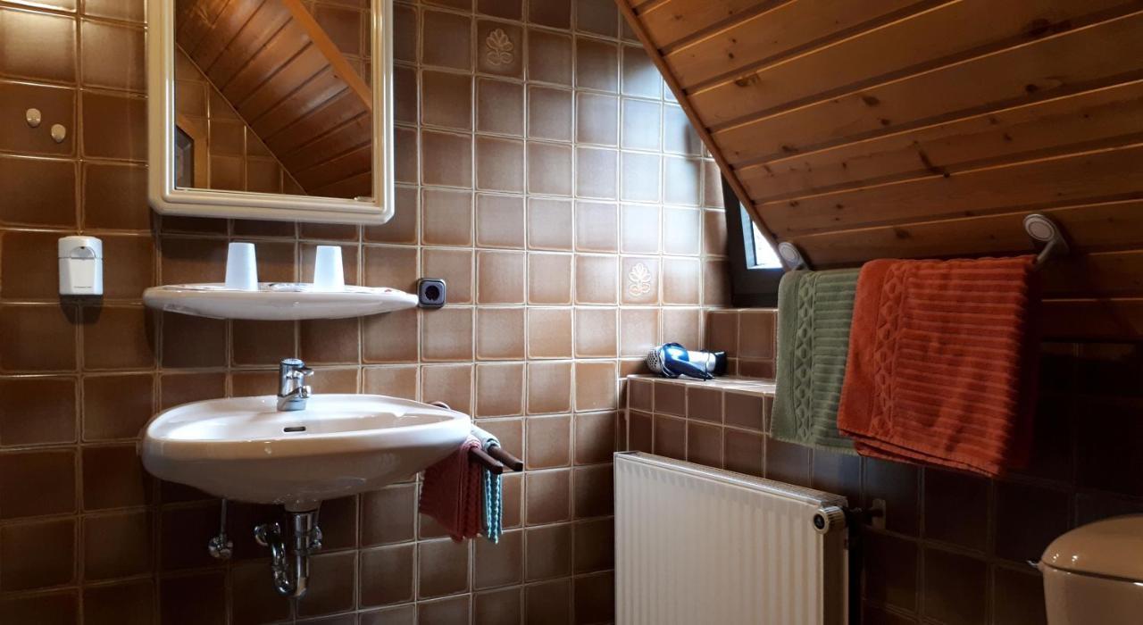 Gaestehaus "Gisela" Im Fuerstlichen Fischhaus Schillingsfürst Extérieur photo